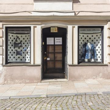 Kamniško mestno središče z novim utripom – sprehod z županom po pop-up izložbah in obisk novih podjetnikov (3)